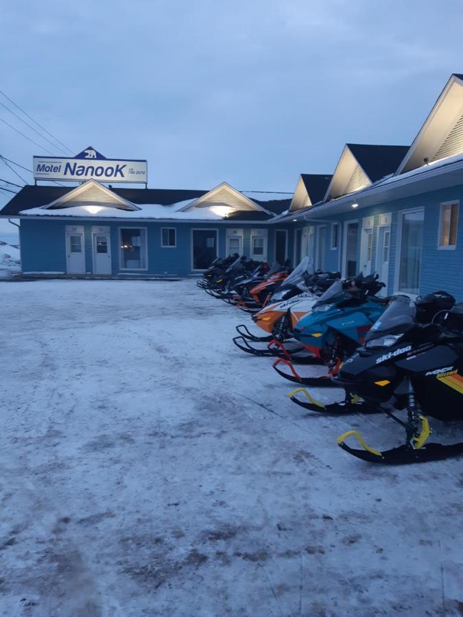 Motel Restaurant Nanook Cap-Chat Buitenkant foto